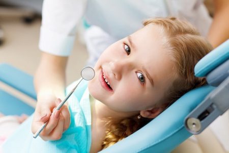 chảy máu răng ở trẻ nhỏ có nguy hiểm không?