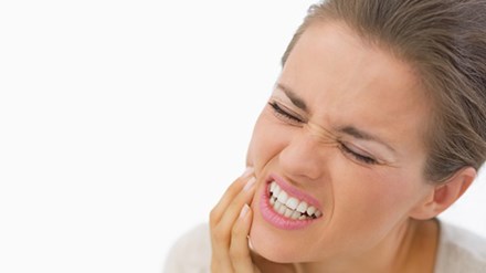 viêm chân răng và cách điều trị